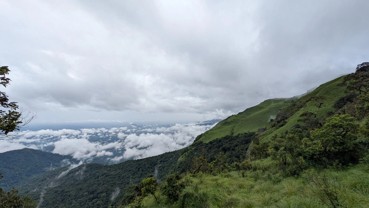 Gallery image 2 for Bandaje Falls Trek