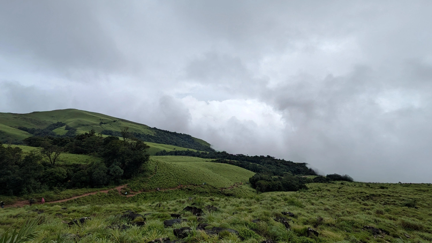 Bandaje Falls Trek